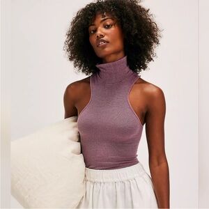 NWT Intimately by Free People Women's Maroon Sleeveless Turtleneck Top